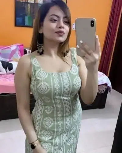 Call Girl in Okhamandal